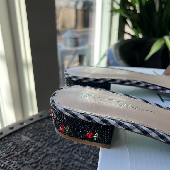 BETSEY JOHNSON GABY GINGHAM MULTI CHERRY SLIDES 8.5 - Picture 7 of 8